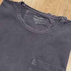 Banana Republic T-Shirt